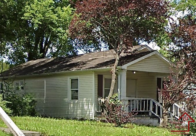 Primary Photo - 2453 Cecil Ave