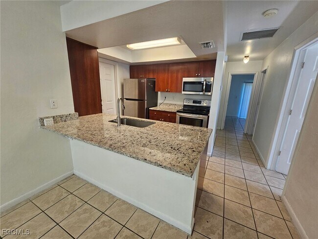 Building Photo - 3721 Skyline Blvd