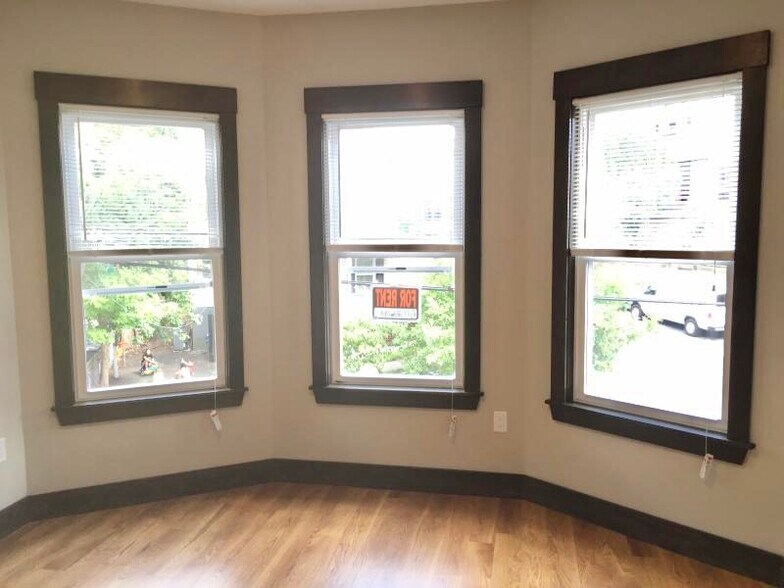 Building Photo - 46 Creighton St