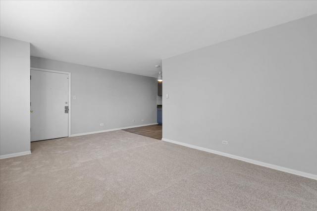 Building Photo - 1 bedroom in Chicago IL 60638