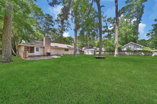 Building Photo - 259 Spring Pines Dr