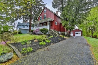 Building Photo - 107 Greenwood St