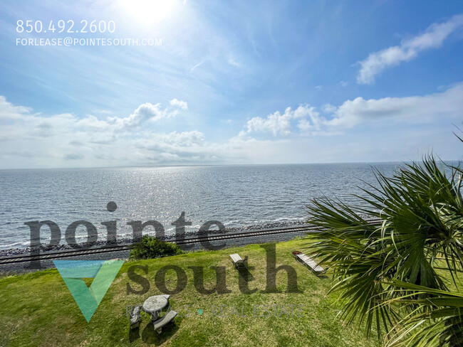 Building Photo - Bayview Terrace off Scenic Hwy!