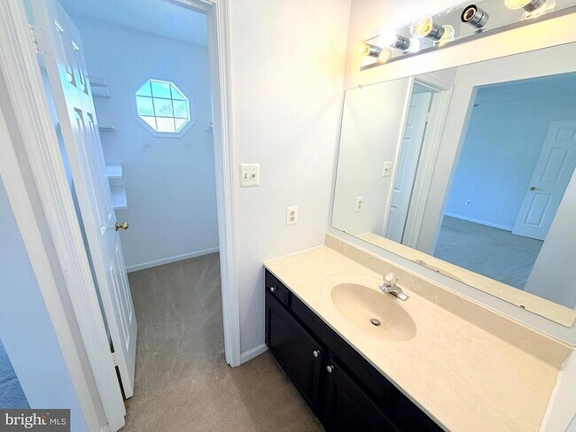 Building Photo - 43549 Coal Bed Ct