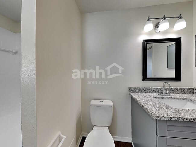 Building Photo - 3118 37th Ter E