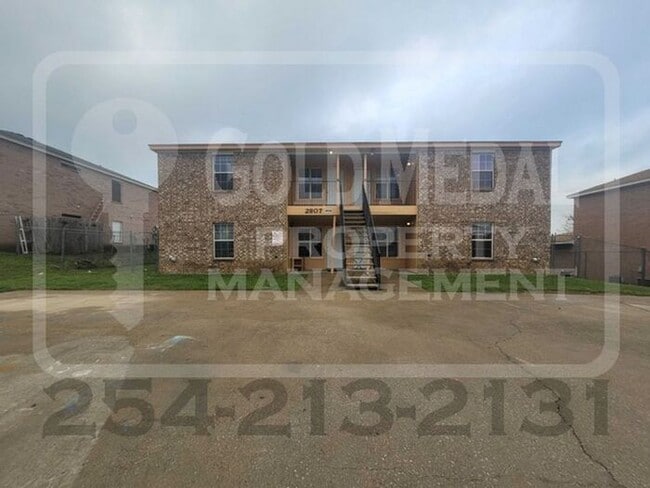 Primary Photo - 2807 Leroy Cir