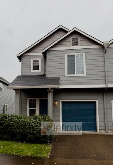 Building Photo - 810 E Ninth St