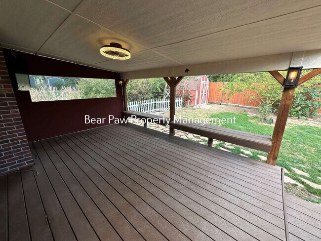 Building Photo - Spacious 5-Bedroom Retreat in Golden, CO