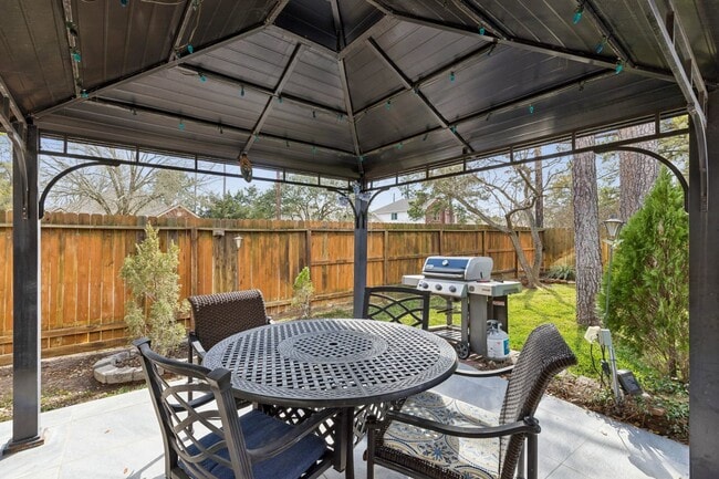 Building Photo - 25803 Longstone Rd