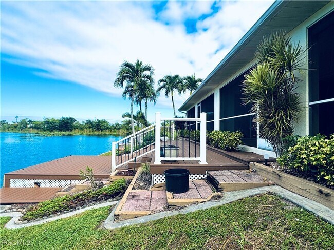 Building Photo - 1320 SE 6th Ave