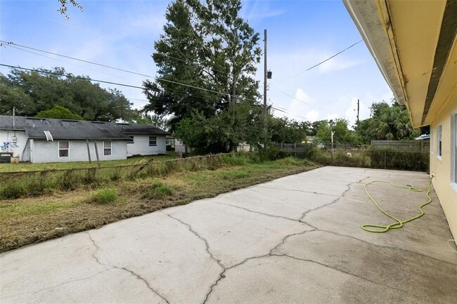 Building Photo - 4469 King Cole Blvd
