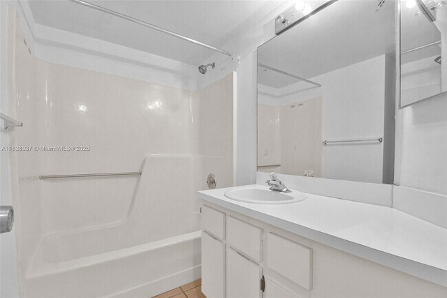 Building Photo - 10501 W Broward Blvd