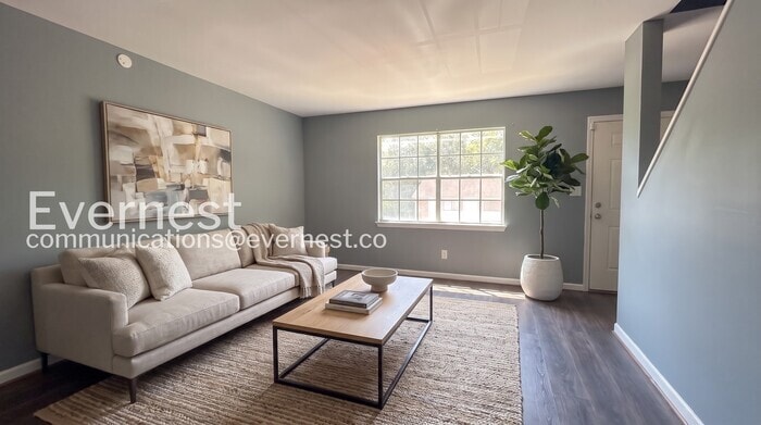 Building Photo - 2620 Southbury Cir