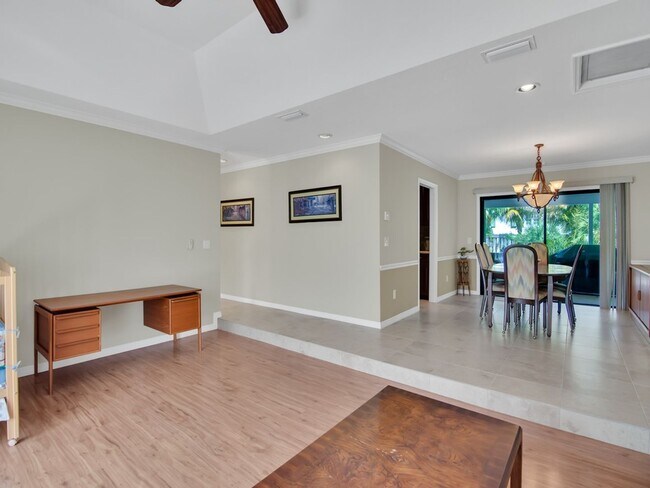 Building Photo - 256 Egret Ln