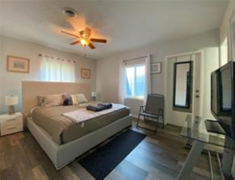 Building Photo - 2804 N Ocean Blvd