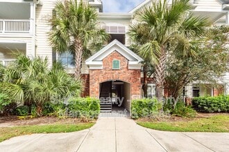 Building Photo - 45 Sycamore Ave