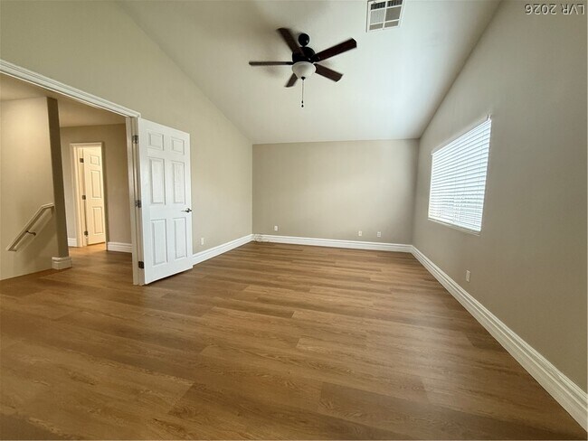 Building Photo - 9731 Valmeyer Ave