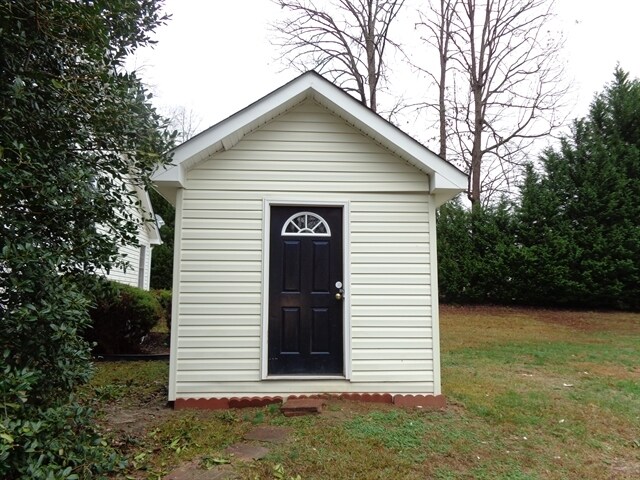 Building Photo - 1448 Rainforest Ct