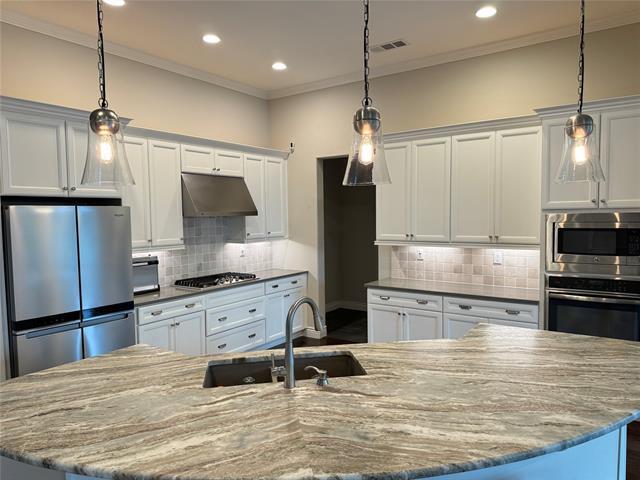 Building Photo - 9717 Orangewood Trail