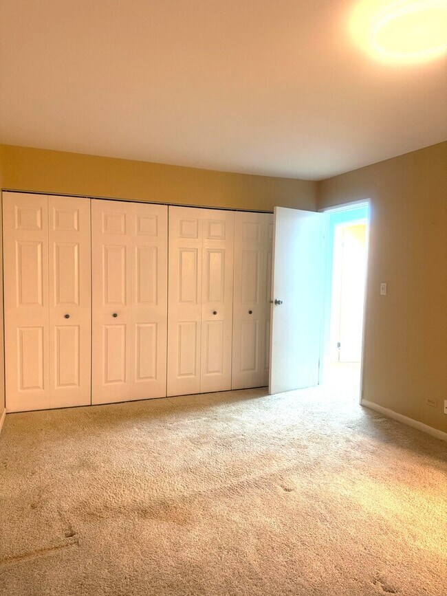 Building Photo - 434 Dogwood Terrace