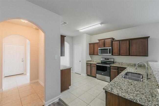 Building Photo - 6152 Nathan Creek Dr