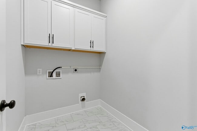 Building Photo - 109 Peach Farm Cir