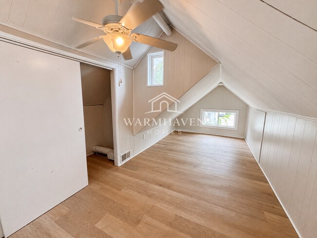 Building Photo - 1263 W Waterloo Rd