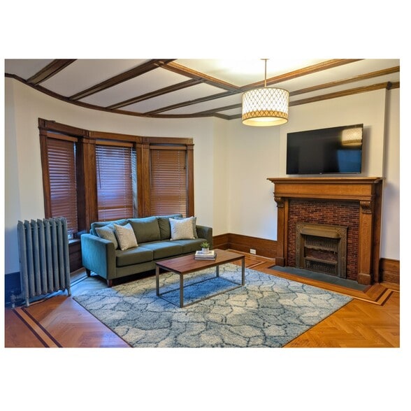 Building Photo - 7 Parkside Ct