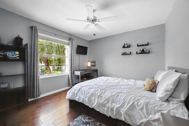 Building Photo - 4062 Bahia Isle Cir
