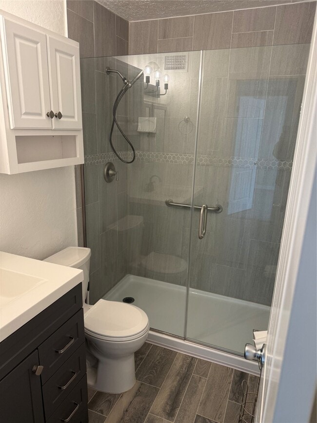 Building Photo - 505 Waco St