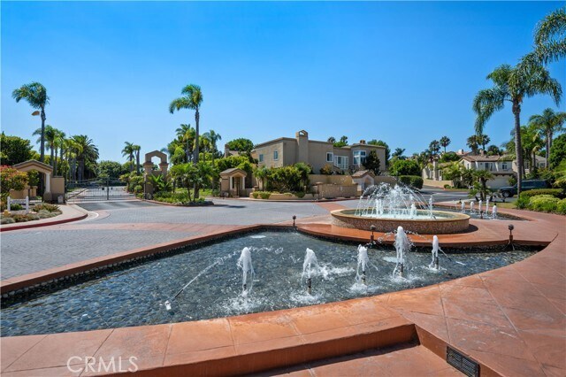 Building Photo - 21015 Tomlee Ave