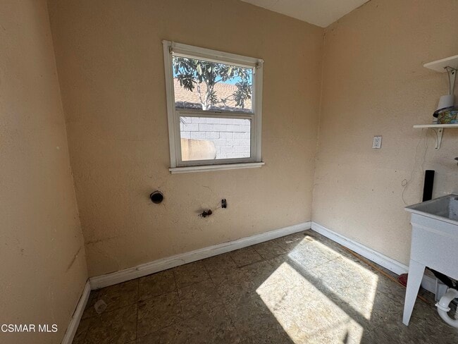 Building Photo - 2108 W 236th St