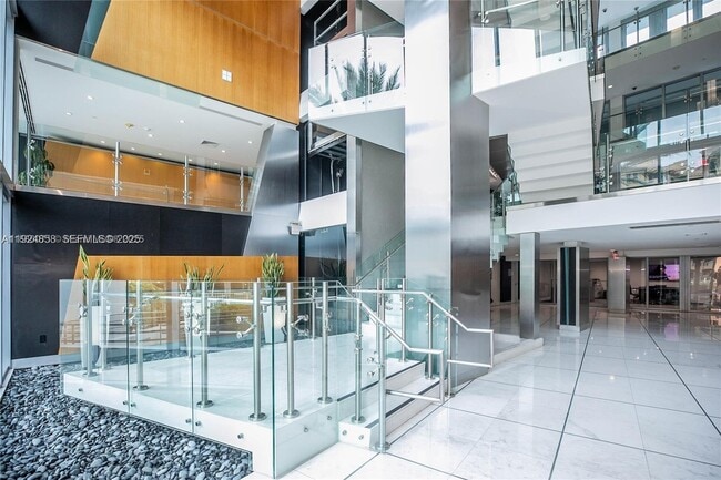 Building Photo - 2950 NE 188th St