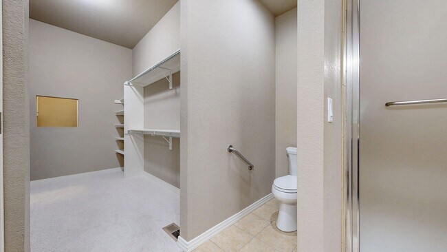Building Photo - Great Home in Loveland