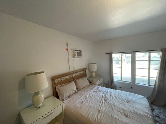 Building Photo - Fully Furnished House for Rent at 10953 Ca...