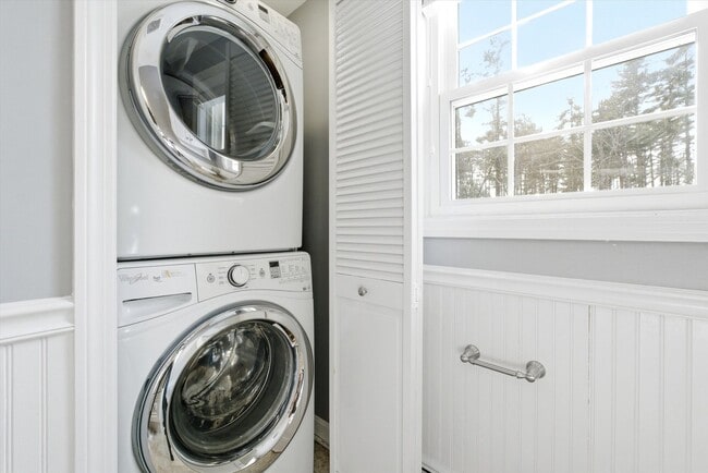 Building Photo - 44 Mcquade Brook Rd