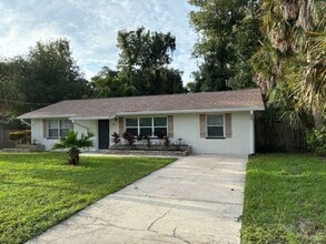 Building Photo - 120 Hardin Pl