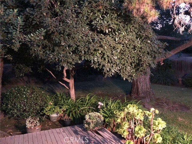 Building Photo - 285 Avenue 64