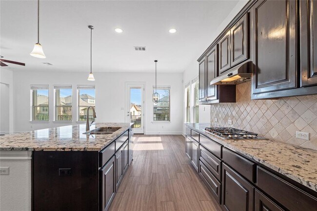 Building Photo - 4009 Benetton Way