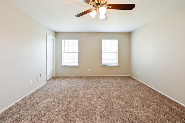 Building Photo - 1219 Briarmead Dr