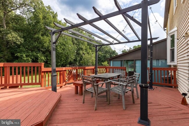 Building Photo - 3929 Sunflower Cir