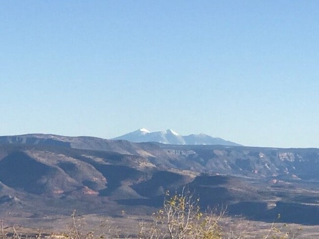 Building Photo - Adorable Jerome Home!! 2 Bedroom 1 Bath Contact Property Pros Property Management