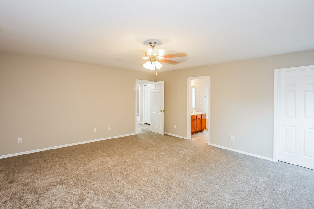 Building Photo - 3031 Buckleigh Dr