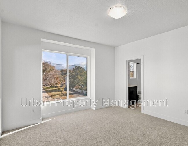 Building Photo - 143 E Verdon Ct