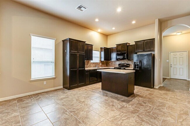 Building Photo - 3310 Daniel Falls Ln