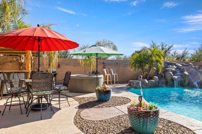 Building Photo - 4111 S Dewdrop Ct