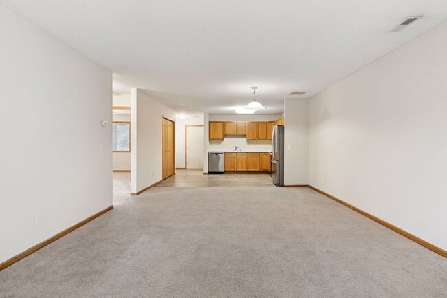 Building Photo - New Stainless Steel Appliances