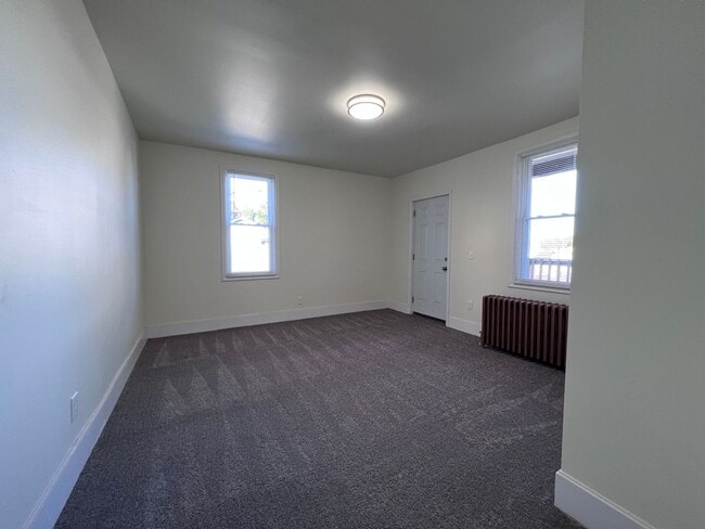 Building Photo - Updated 3 BR 2.5 bath house now available!