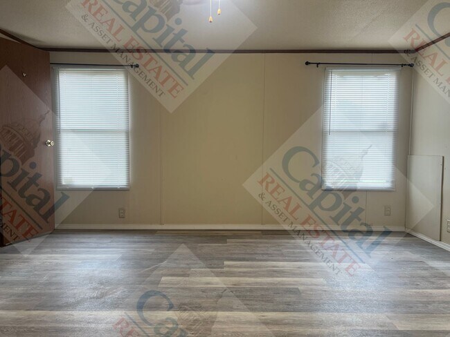 Building Photo - Quiet Country Manufactured Home