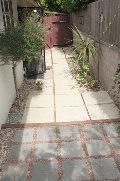 Building Photo - 2507 Blossom Ln